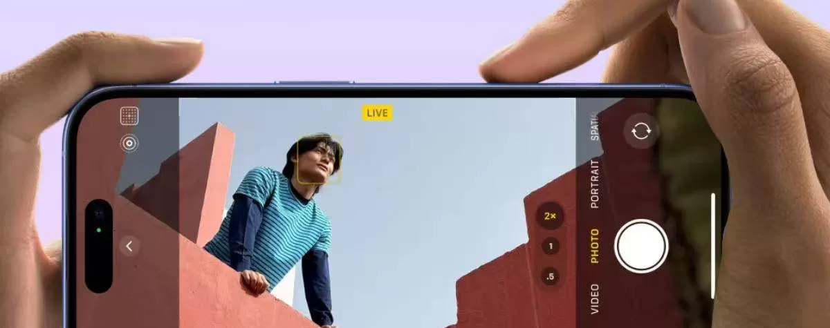 iOS 26 体验褒贬不一，但其相机 App 设计理念值得全行业借鉴
